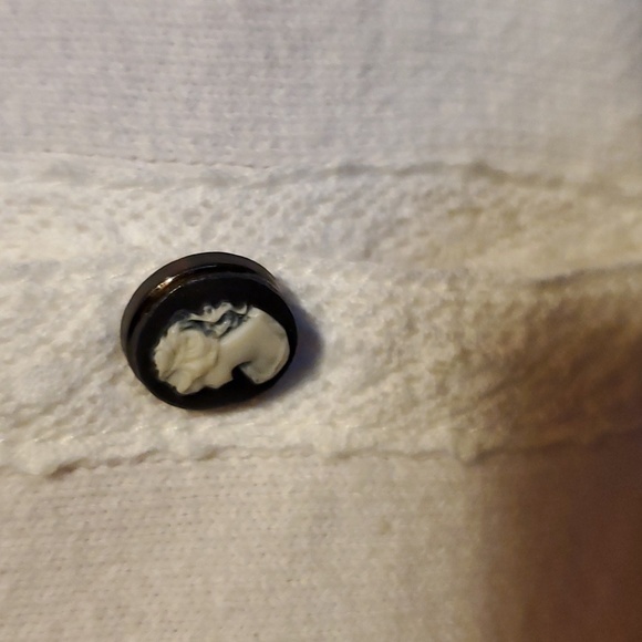 Beautiful tapered cardigan by Spanner. Size Large - Picture 2 of 7